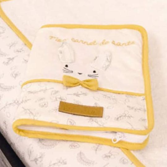 protege-carnet-de-sante-bebe-lapin-jaune