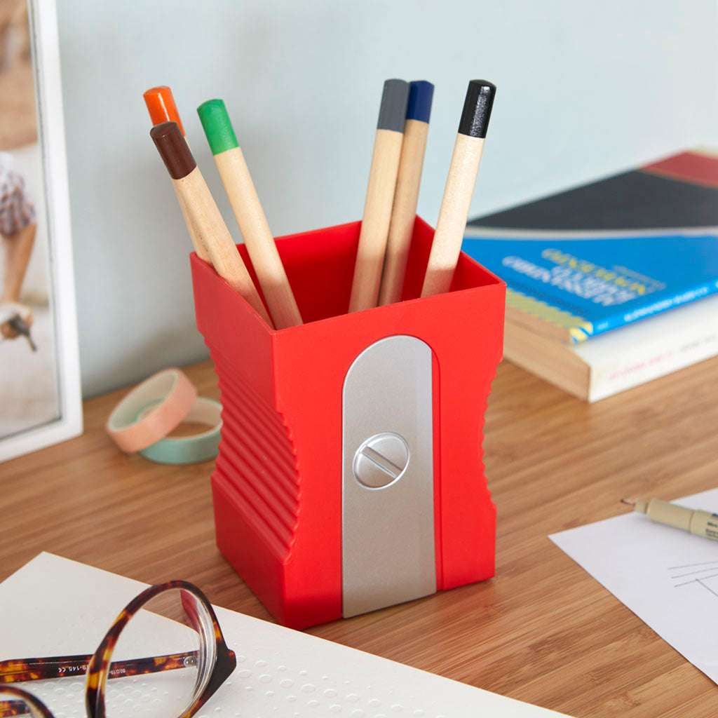 Pot à crayons forme taille crayons